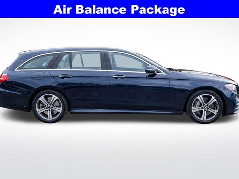 Used 2017 Mercedes-Benz E 400 4MATIC Wagon image 9