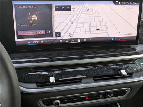 Used 2026 BMW X7 xDrive40i image 11