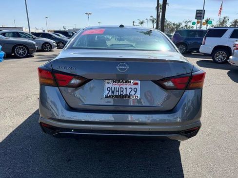 Certified 2025 Nissan Altima 2.5 S FWD image 5