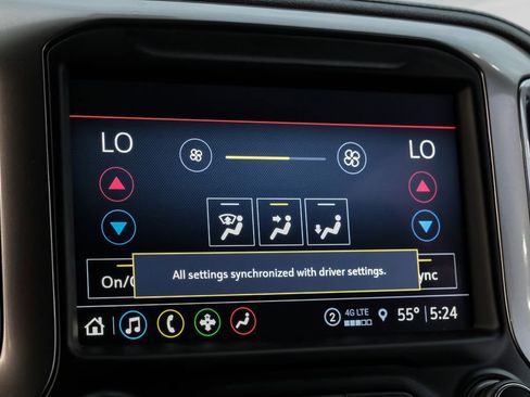 Used 2021 Chevrolet Silverado 1500 LT w/ Diesel Off-Road Package image 28