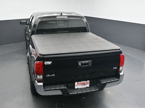 Used 2023 Toyota Tacoma SR5 AWD/4WD image 29