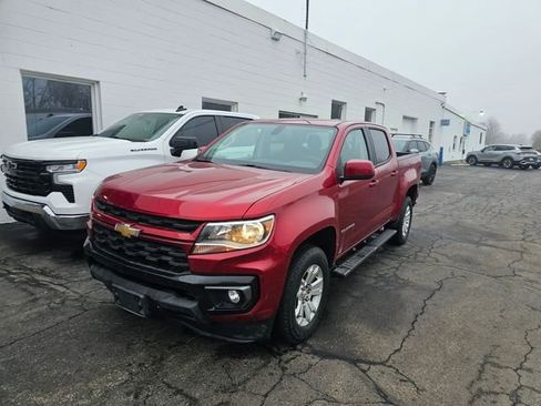 Used 2021 Chevrolet Colorado LT w/ LT Convenience Package image 2
