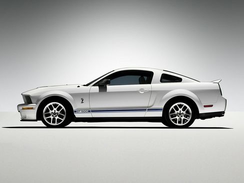 Used 2007 Ford Mustang Coupe image 2