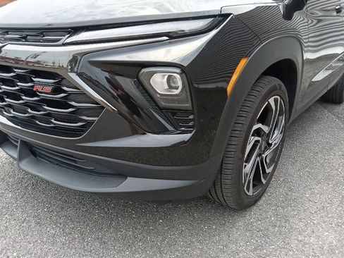 Used 2024 Chevrolet TrailBlazer RS AWD/4WD image 14
