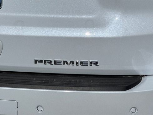 New 2026 Chevrolet Suburban Premier image 29