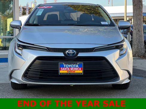 Used 2024 Toyota Corolla LE image 9
