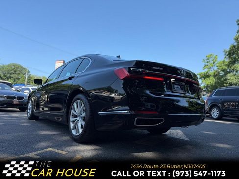 Used 2021 BMW 740i RWD image 4