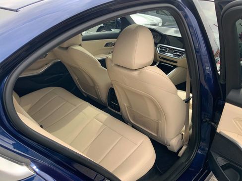 Used 2019 BMW 330i Sedan w/ Convenience Package RWD image 32