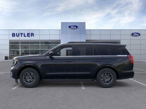 New 2025 Ford Expedition Active image 9
