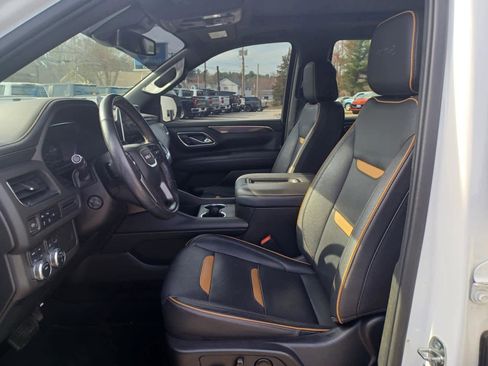 Used 2023 GMC Yukon AT4 image 7