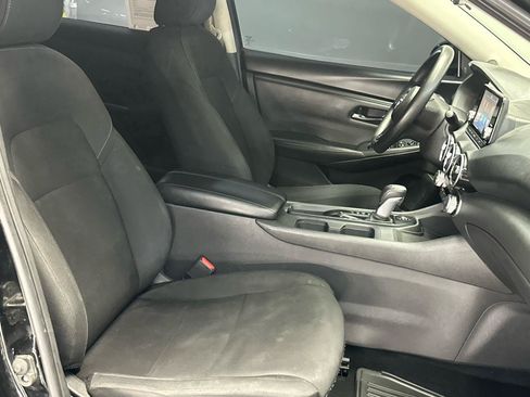 Used 2025 Nissan Sentra S FWD image 11