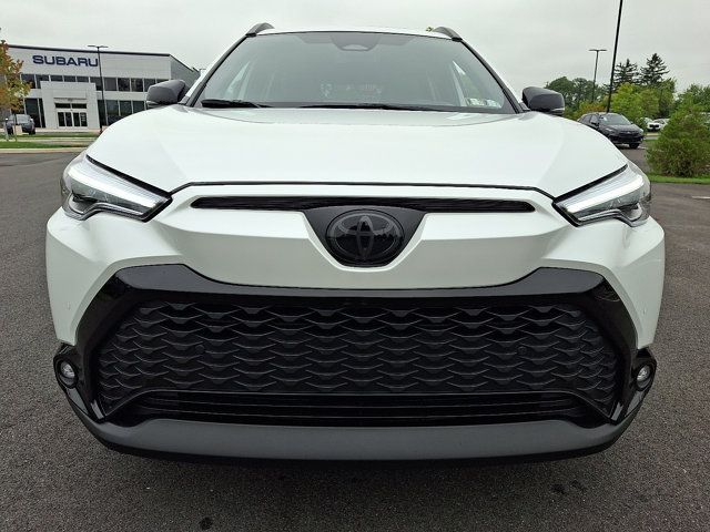 Used 2025 Toyota Corolla Cross XSE w/ Convenience Package AWD/4WD image 2