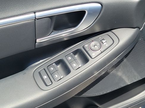 Used 2025 Hyundai Sonata SEL FWD image 25