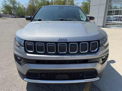 Used 2022 Jeep Compass Limited AWD/4WD image 11