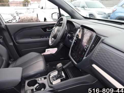Used 2025 Subaru Forester Limited image 18