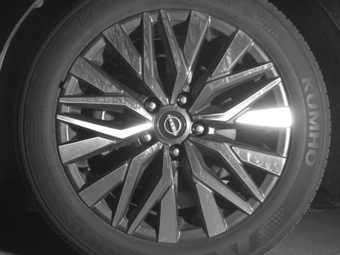 Used 2025 Nissan Altima 2.5 SV image 12