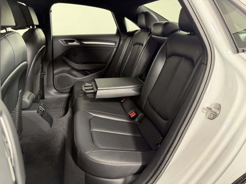 Used 2019 Audi A3 2.0T Premium Plus w/ Premium Plus Package FWD image 18