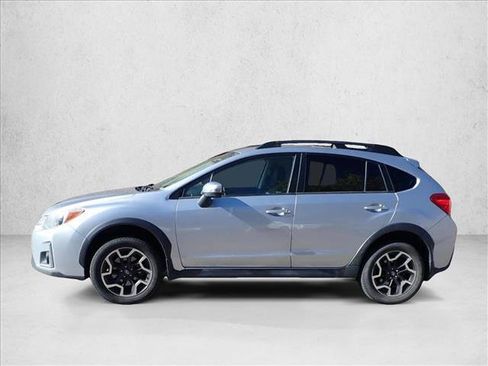 Used 2017 Subaru Crosstrek 2.0i Limited AWD/4WD image 2