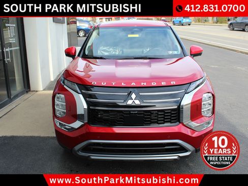 New 2026 Mitsubishi Outlander SE AWD/4WD image 4