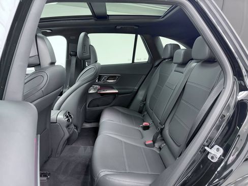 Certified 2026 Mercedes-Benz GLC 300 4MATIC image 18