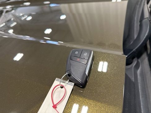 Used 2023 Chevrolet Colorado W/T image 34