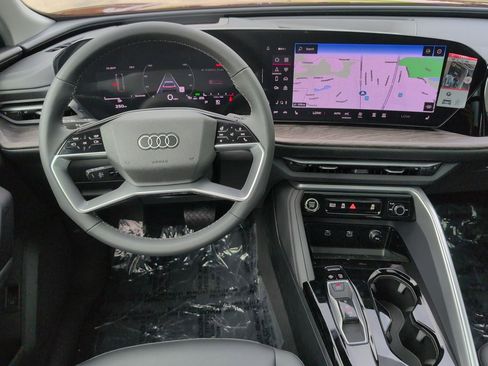 New 2025 Audi Q5 Premium Plus image 13
