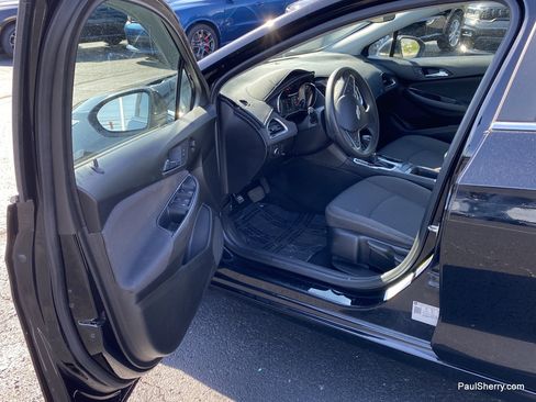 Used 2019 Chevrolet Cruze LT FWD image 15
