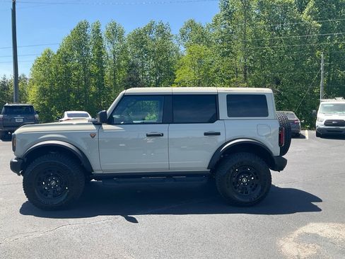 New 2026 Ford Bronco Badlands AWD/4WD image 8