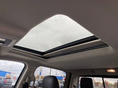 Used 2014 RAM 1500 Laramie w/ Convenience Group image 13