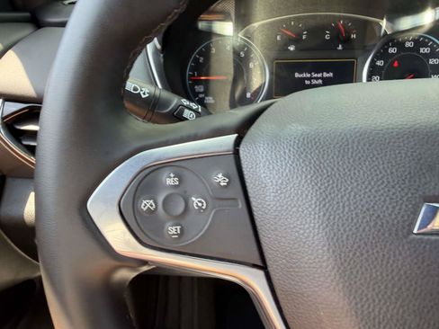Certified 2023 Chevrolet Traverse LT FWD image 25