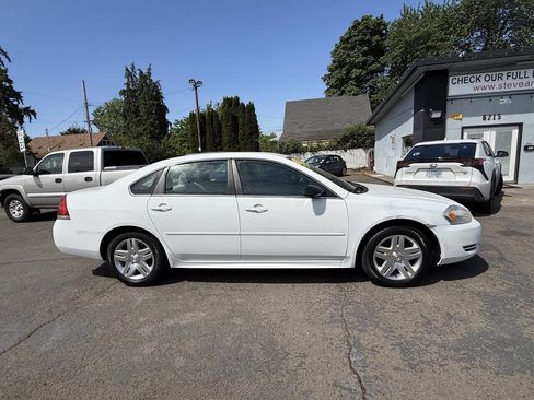 Used 2013 Chevrolet Impala LT image 10