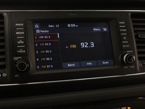 Used 2019 Kia Sedona EX image 42