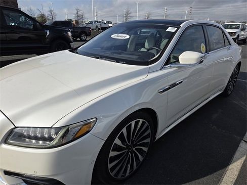 Used 2018 Lincoln Continental Black Label image 10