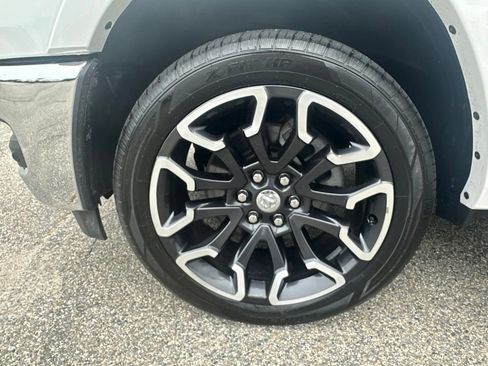 Used 2025 RAM 1500 Limited AWD/4WD image 38