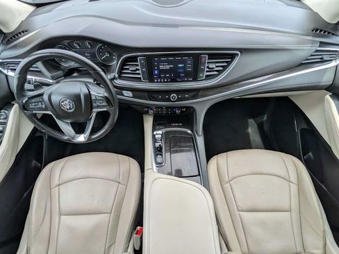 Used 2024 Buick Enclave Essence AWD/4WD image 21