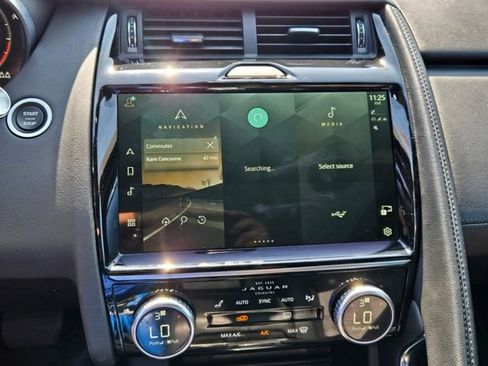 Used 2021 Jaguar E-PACE SE image 20