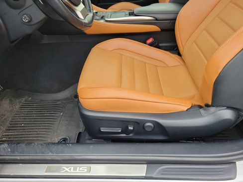 Used 2019 Lexus RC 300 AWD image 10