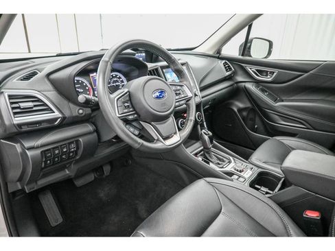 Used 2022 Subaru Forester Touring image 33