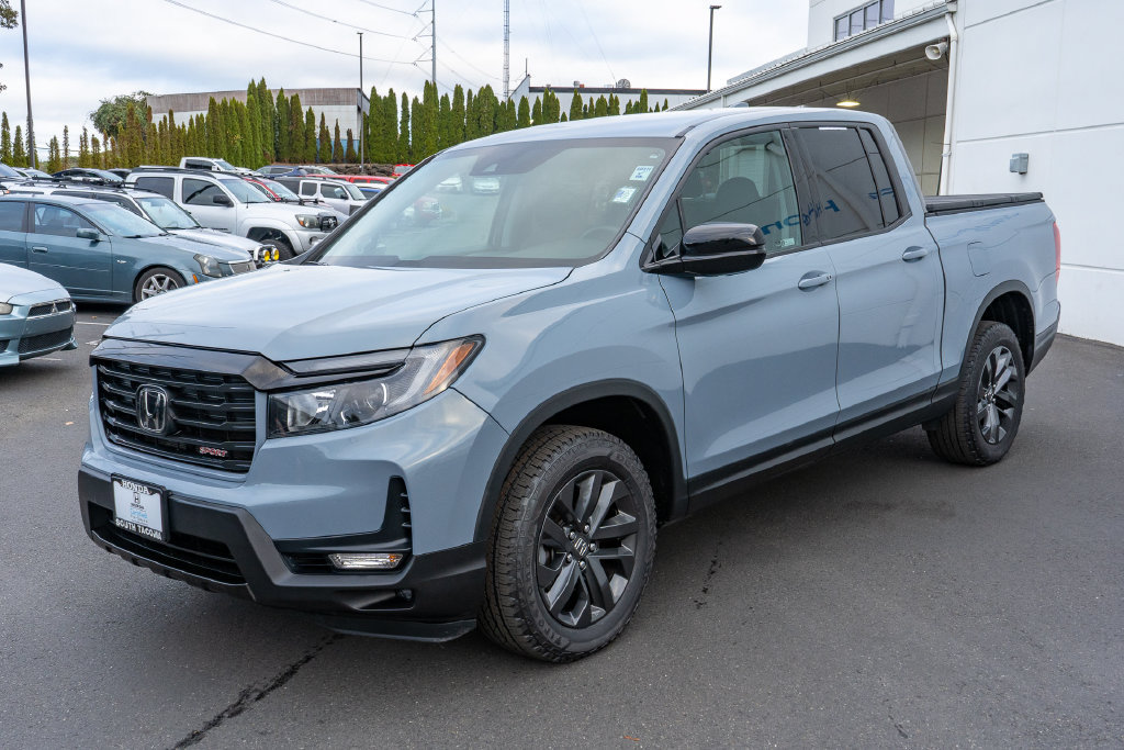 Used 2023 Honda Ridgeline Sport image 6
