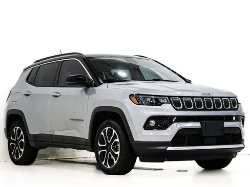 Used 2022 Jeep Compass Limited w/ Sun and Sound Group AWD/4WD image 1