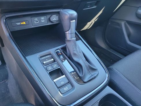 Used 2024 Honda CR-V EX image 11