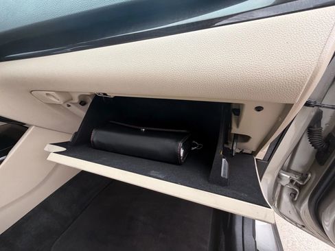 Used 2014 Kia Cadenza Premium image 33