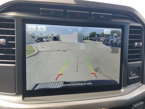 Used 2023 Ford F150 Lariat image 11