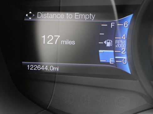 Used 2015 Ford Fusion SE w/ Equipment Group 202A FWD image 22