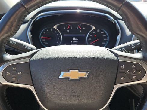 Used 2020 Chevrolet Traverse LT image 20