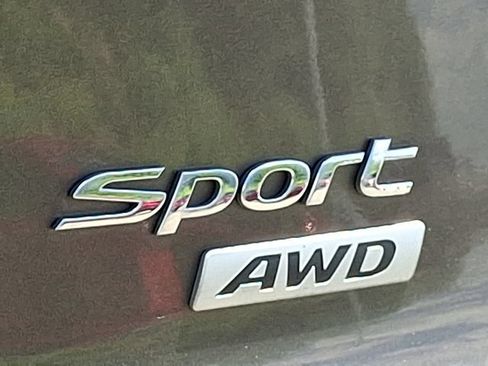 Used 2014 Hyundai Santa Fe Sport AWD/4WD image 28
