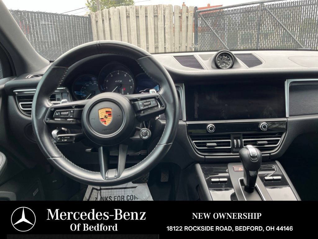 Used 2022 Porsche Macan GTS AWD/4WD image 23