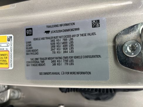 Used 2022 GMC Yukon SLT w/ SLT Premium Package image 27