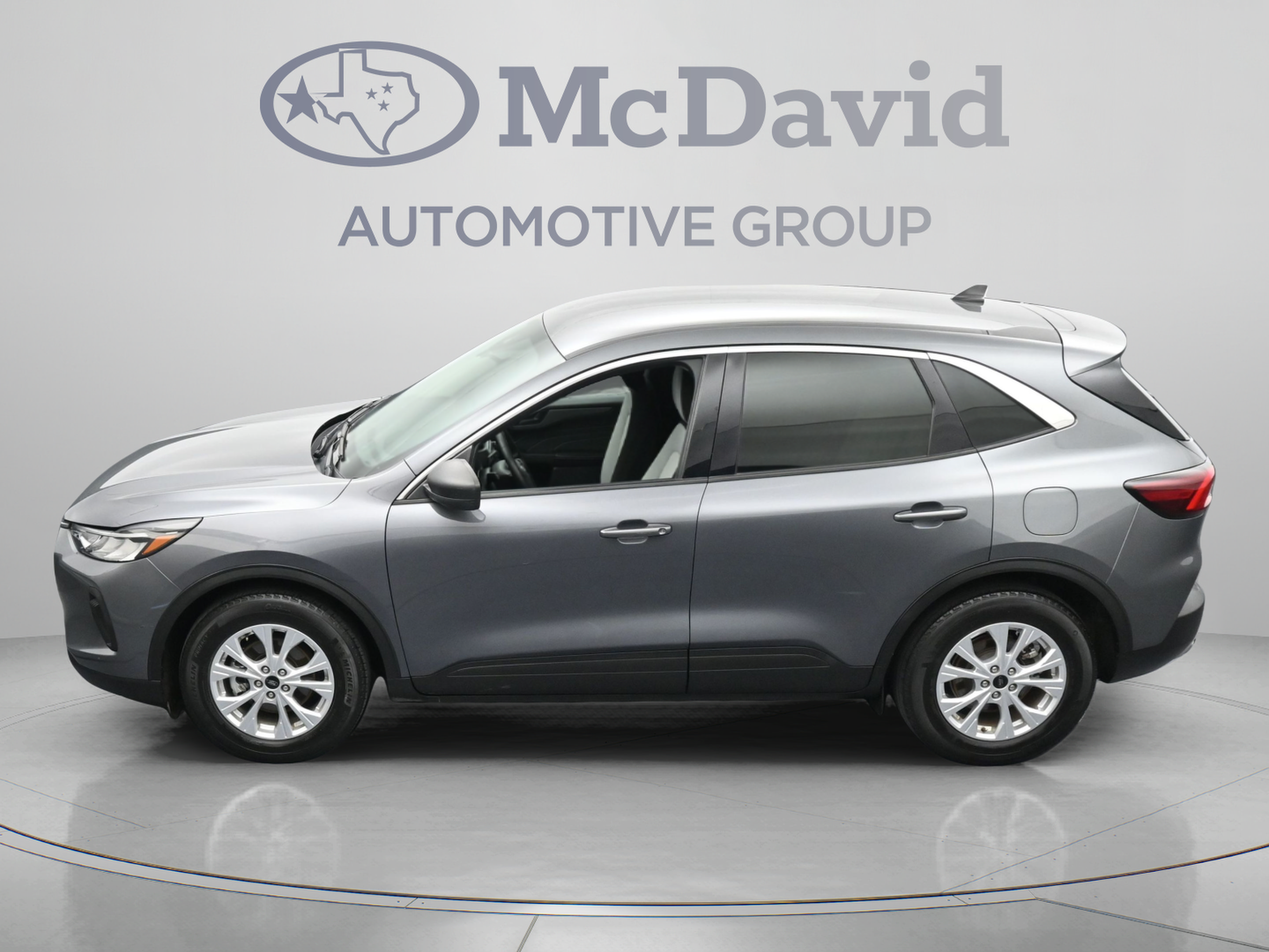 Used 2024 Ford Escape Active FWD image 35