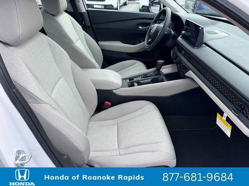 New 2026 Honda Accord LX image 23